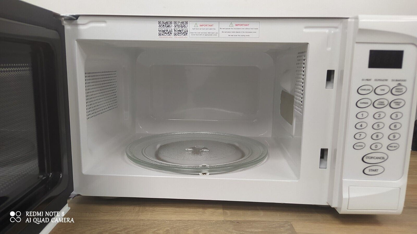 Cookworks Microwave Oven EM7 700W Standard Kitchen Food Reheat Defrost White