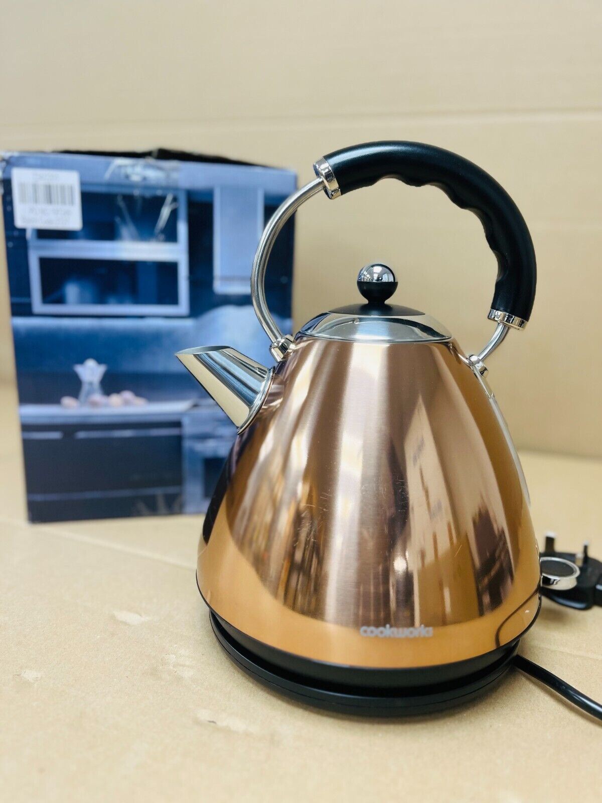 Cookworks 1.7L Copper Kettle Pyramid Design Rapid Boil Kettle Cordless Automatic