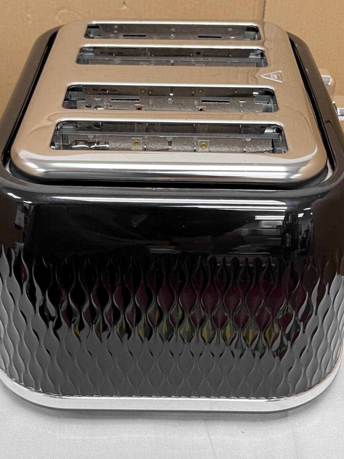 Breville VTR013 Curve 4 Slice Toaster Extra Wide Bagel Slots - Black and Chrome