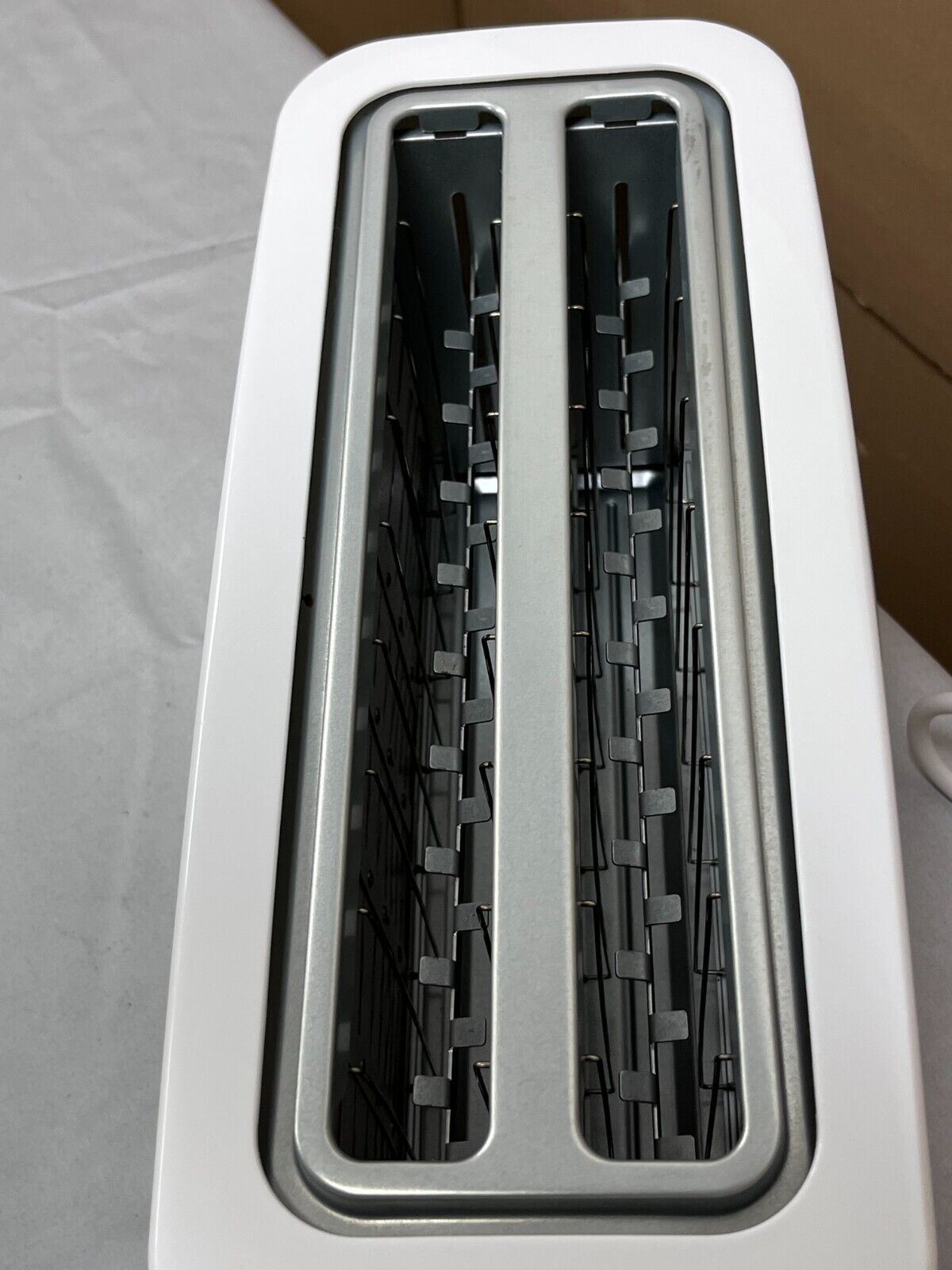 Cookworks Kitchen Defrost Black Slots Bagel Long Slot 4 Slice Toaster - White