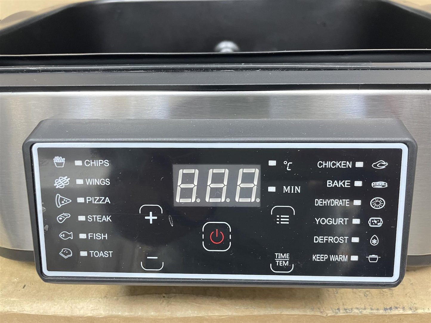 Cook's Essentials Grill & Airfryer 5.5L 1800W White silkscreen program selection