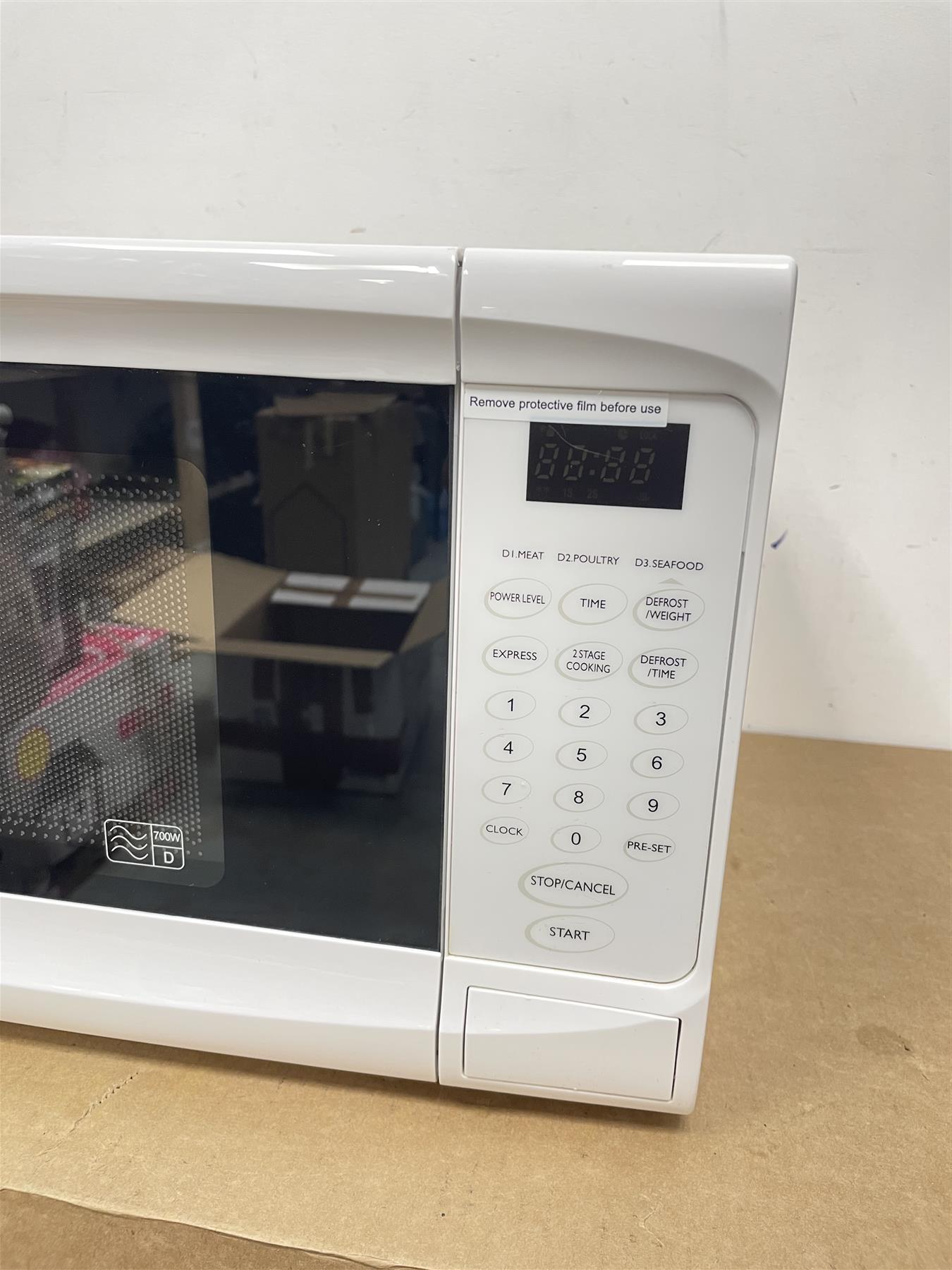 Cookworks Microwave Oven EM7 700W Standard Kitchen Food Reheat Defrost White