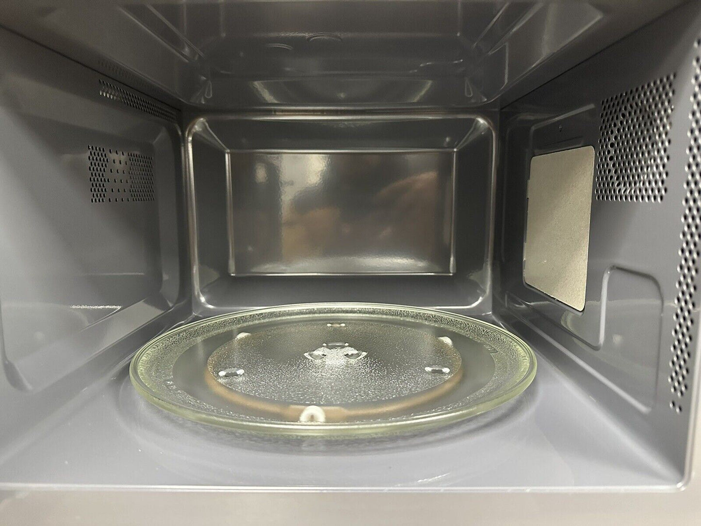 Morphy Richards 800W Food reheat Defrost Standard Microwave Oven - Silver