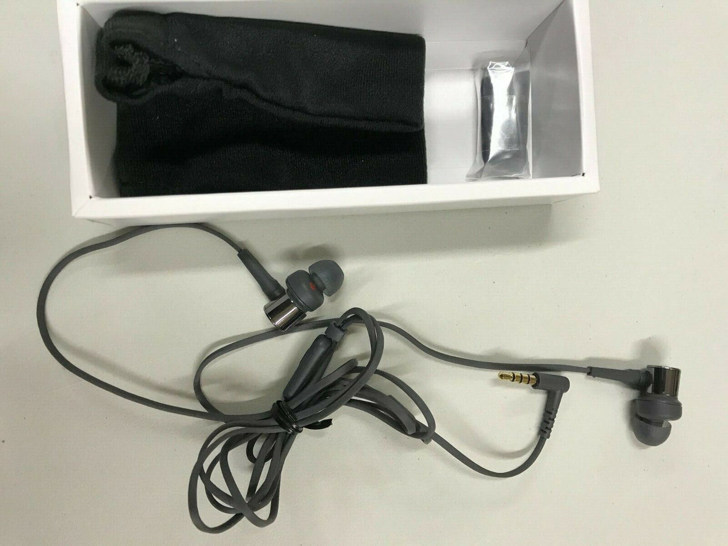 Sony Headphones MDR-XB55AP In-Ear Extra Bass with In-Line Control wired earphone
