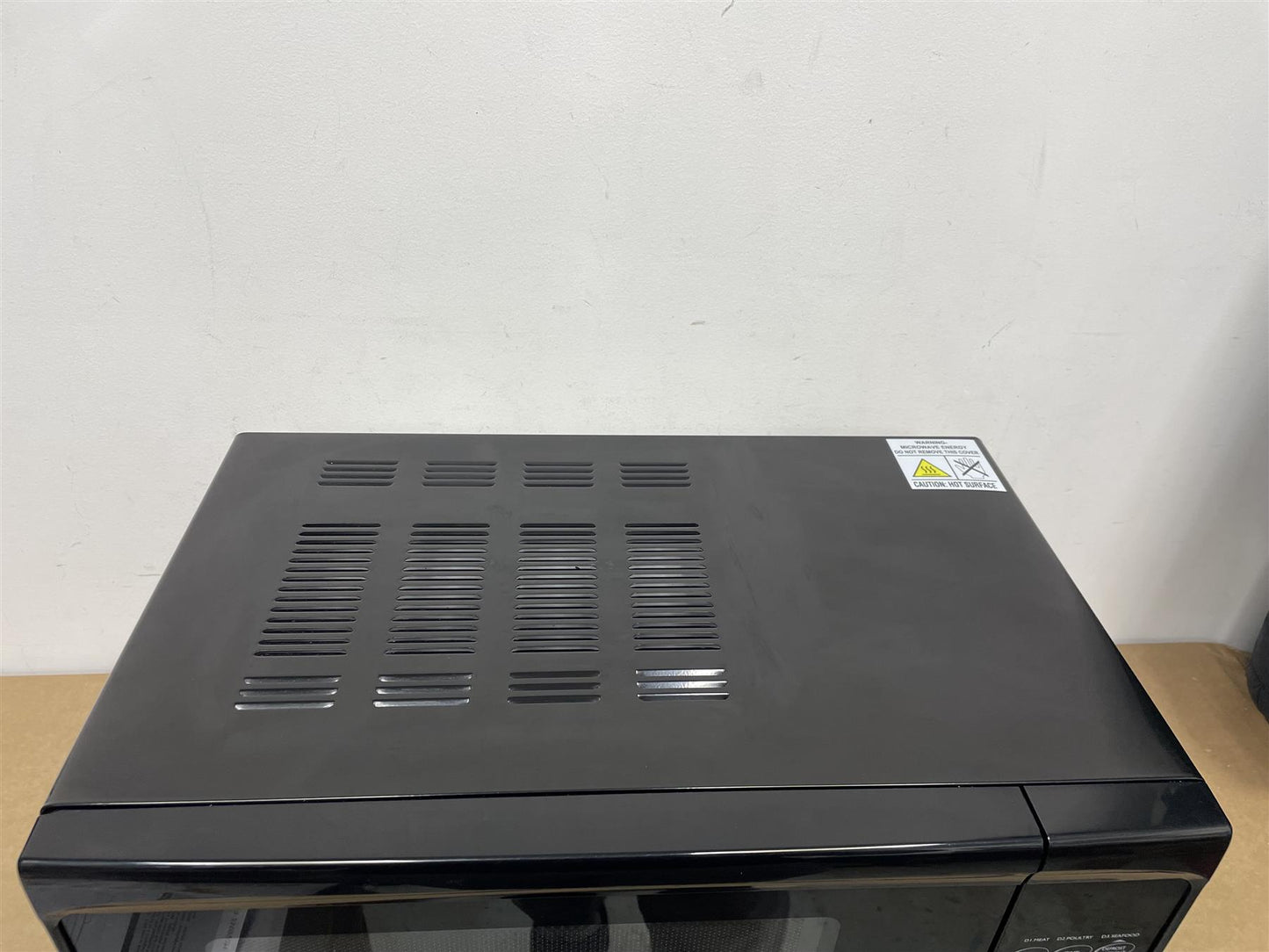 Cookworks 700W Standard Microwave- Black Absolute Breeze Digital Microwave