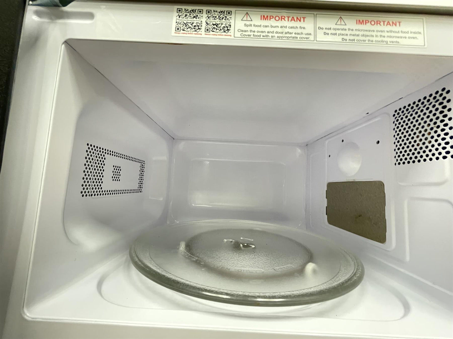Morphy Richards 800W Food reheat Defrost Standard Microwave Oven - Silver