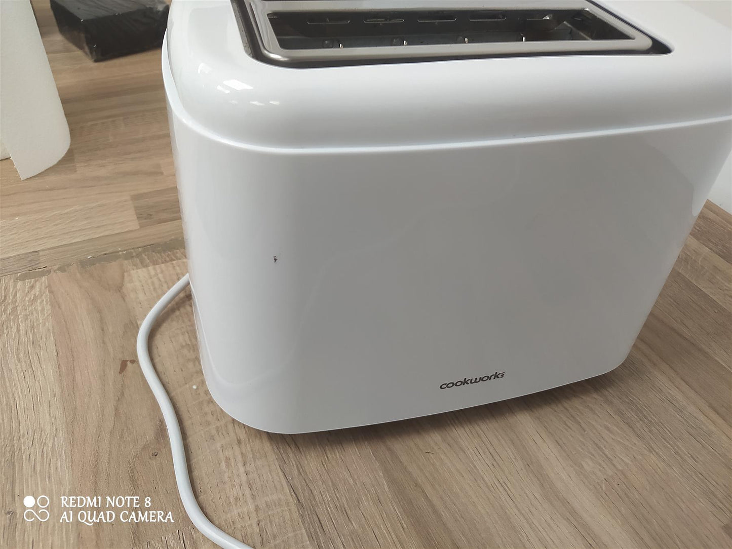 Cookworks Kitchen Electric 2 Slice Defrost Extra wide slots Toaster - White